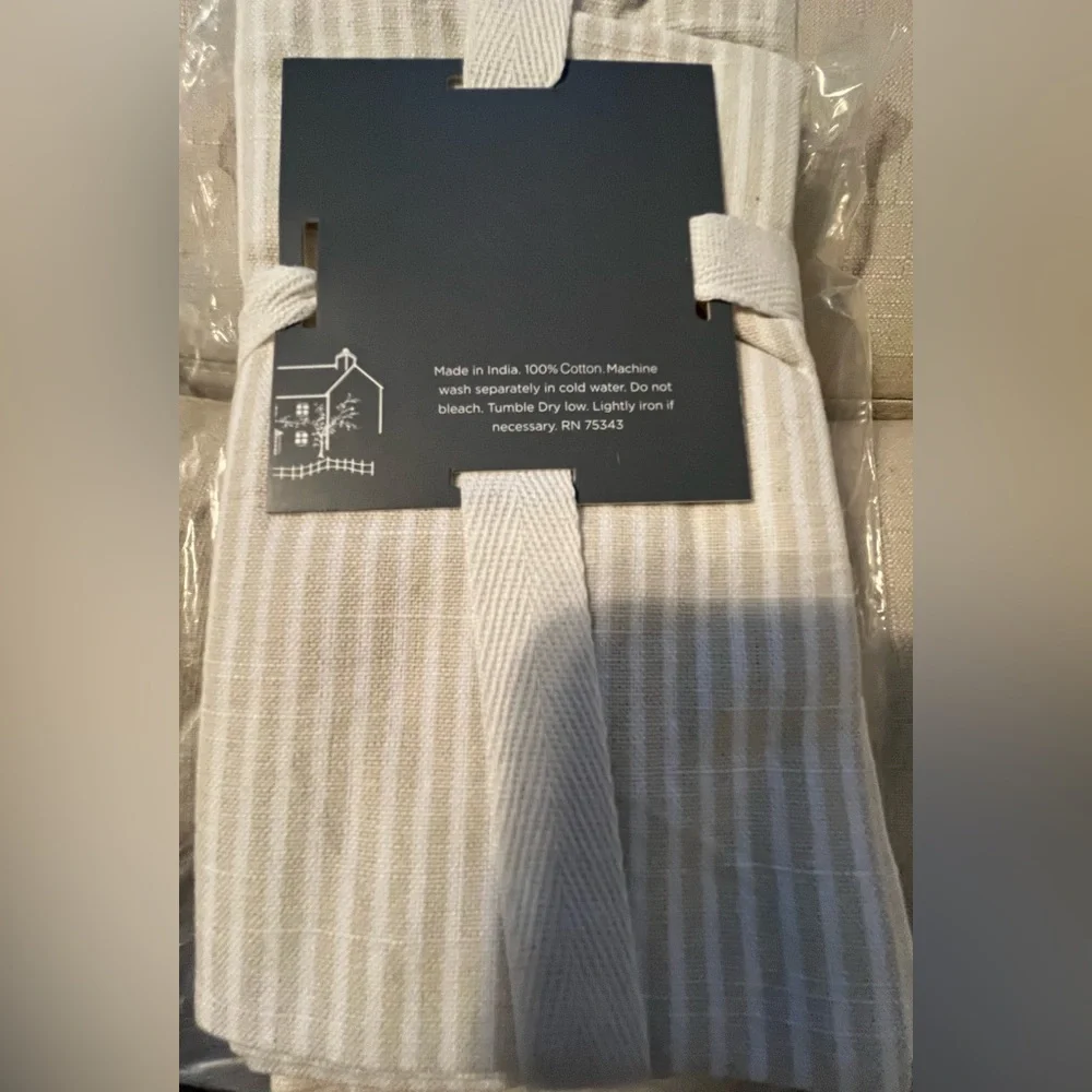 NWT The Farmhouse Rachel Ashwell Cream Narural Color Napkins Set of 8